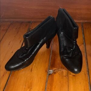 Steve Madden Black Leather Booties 9.5